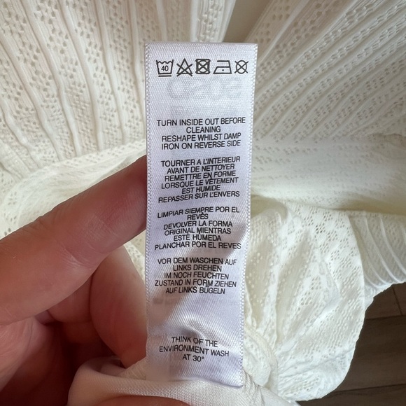 ASOS white bodycon plus size dress - Picture 5 of 5